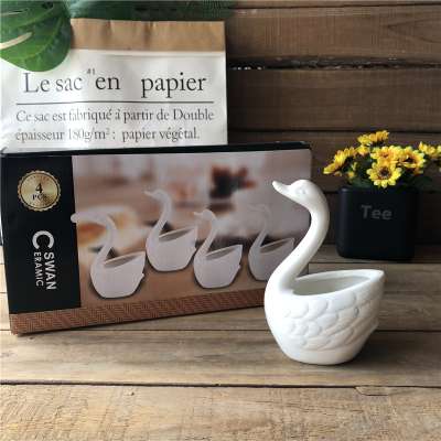 New product hot-selling ceramic swan shape for office decoration